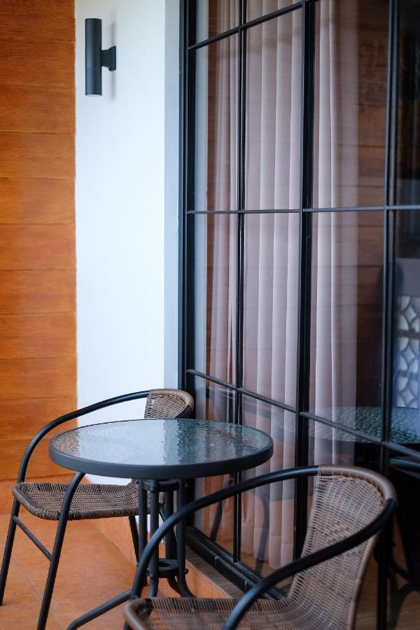 Dip & Doze Living Canggu Exterior foto